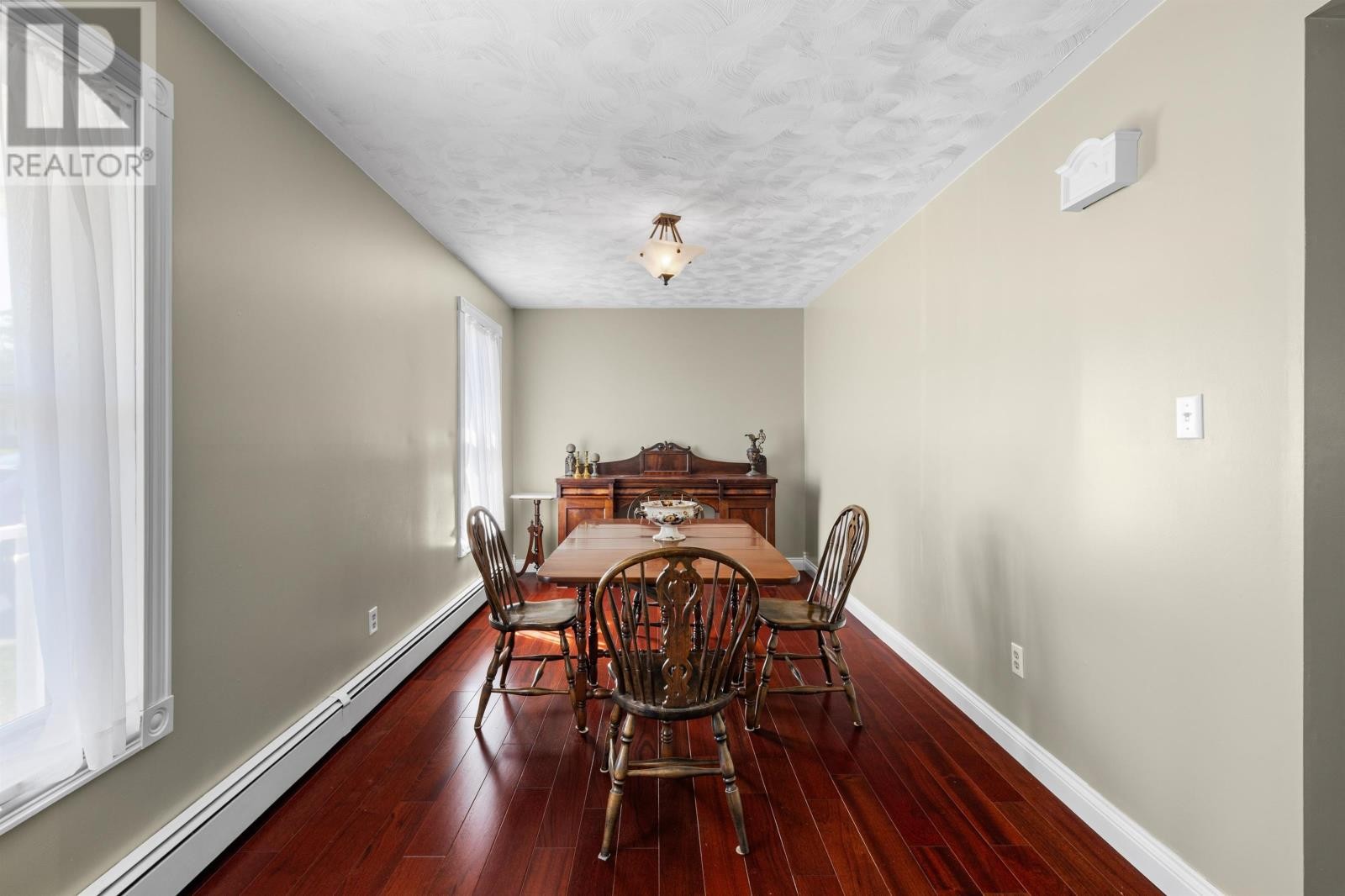 












260 Walker Avenue

,
Summerside,




Prince Edward Island
C1N4W8

