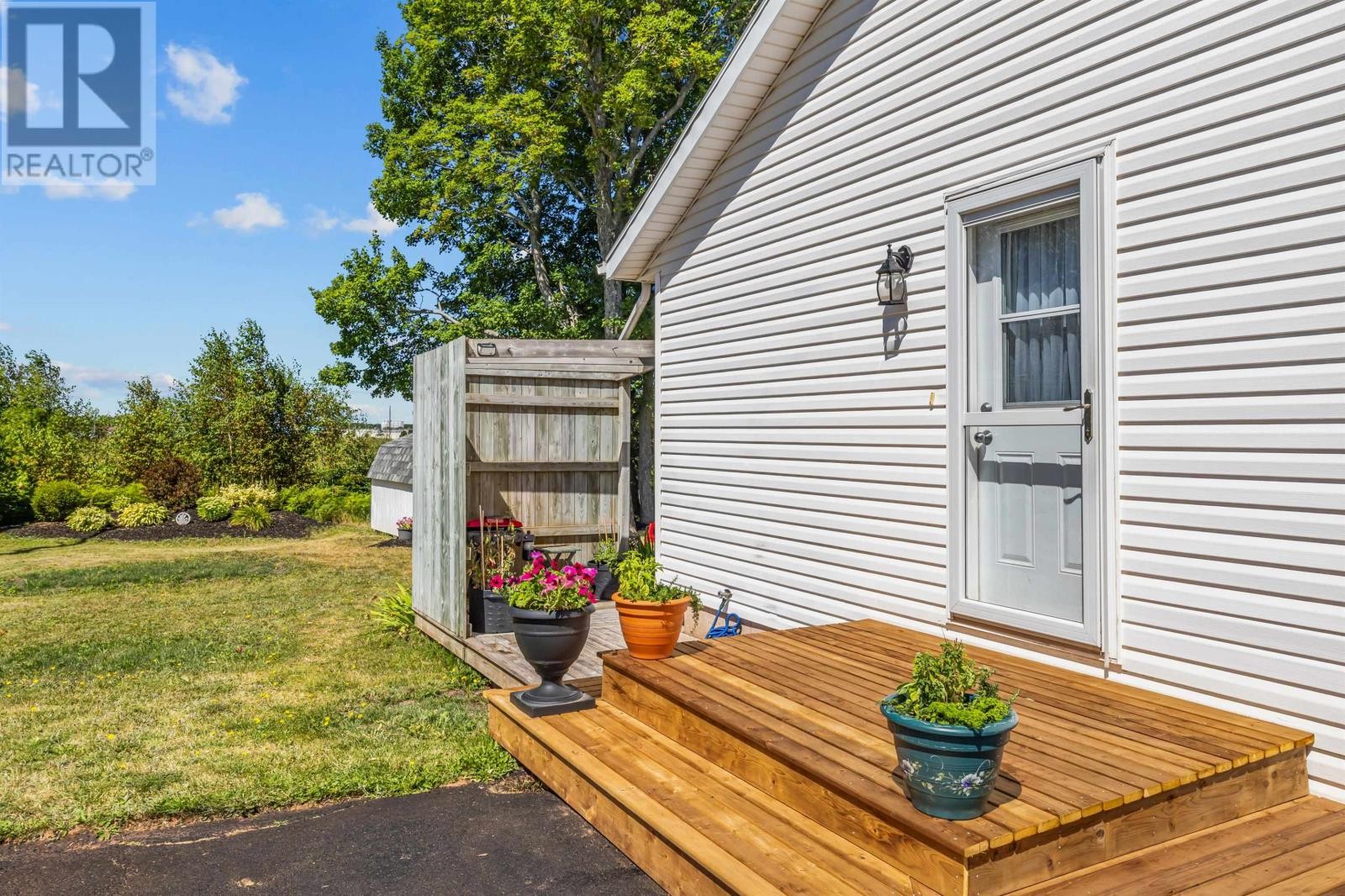 












260 Walker Avenue

,
Summerside,




Prince Edward Island
C1N4W8

