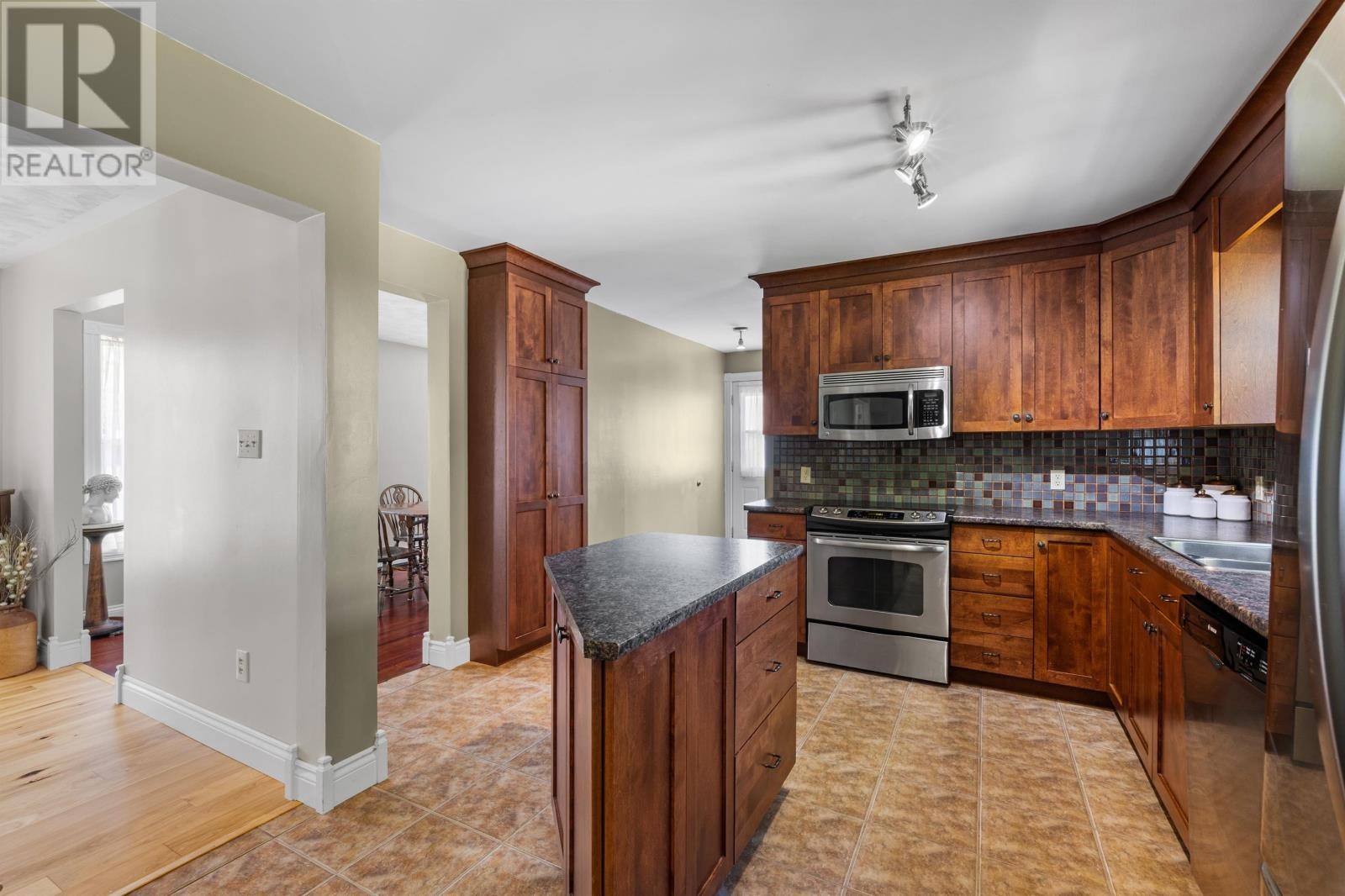 












260 Walker Avenue

,
Summerside,




Prince Edward Island
C1N4W8


