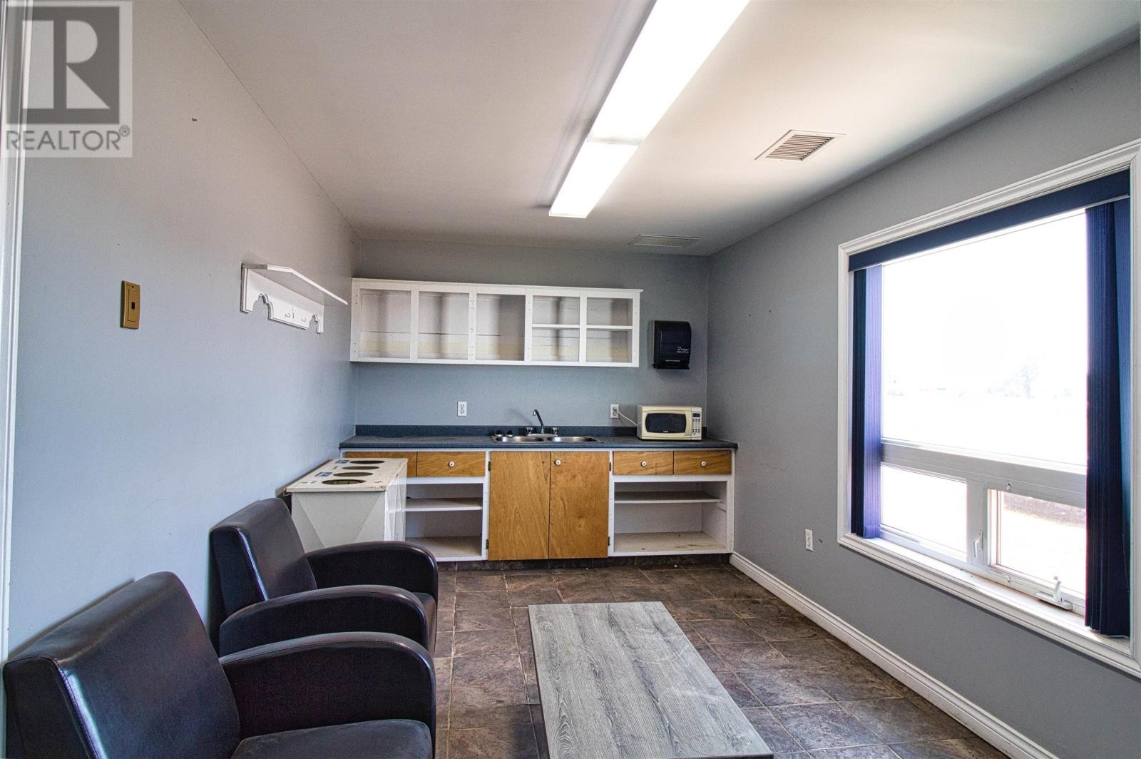 












26172 Route 2

,
Travellers Rest,




Prince Edward Island
C1N5L3

