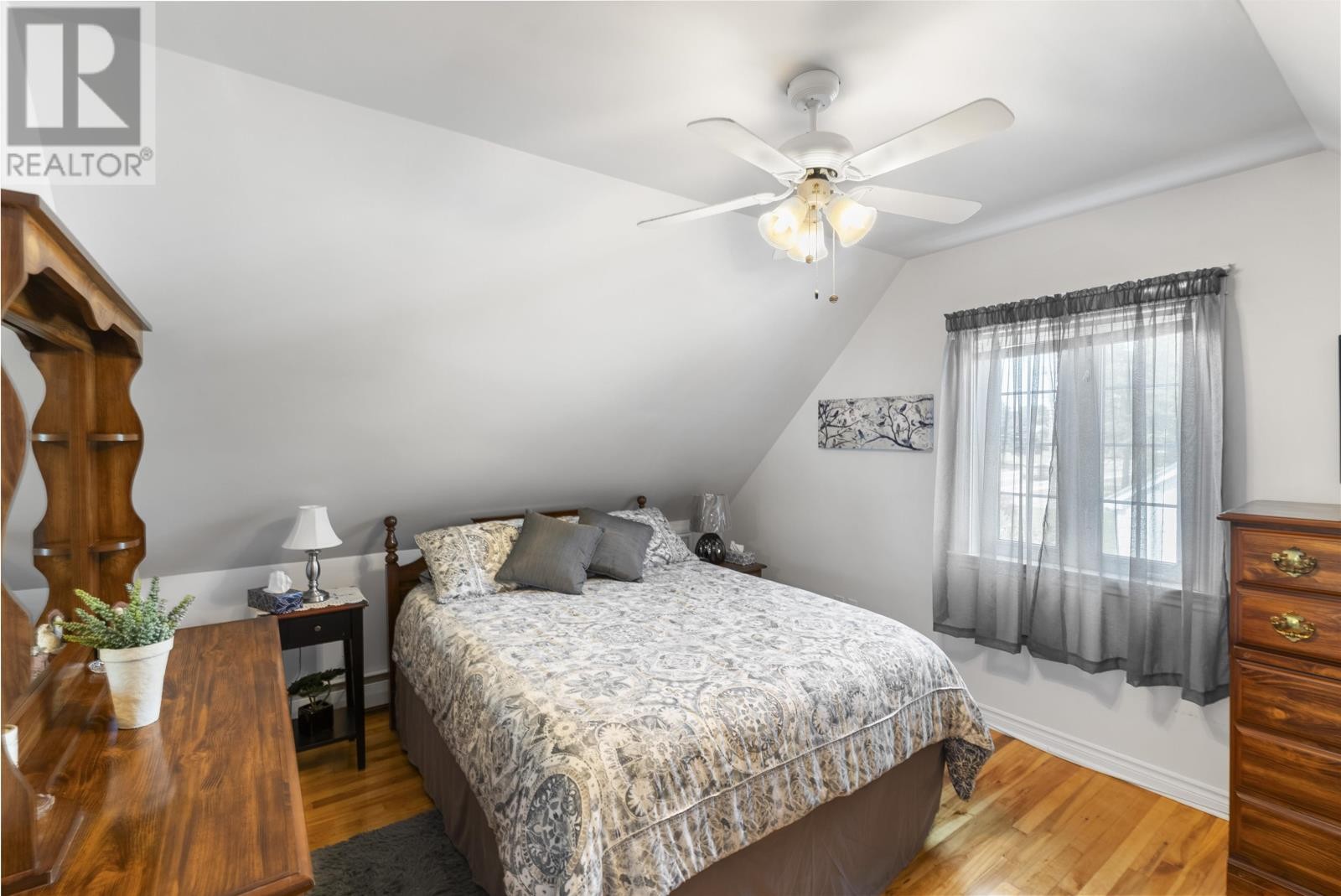 












254 South Drive

,
Summerside,




Prince Edward Island
C1N3Y9

