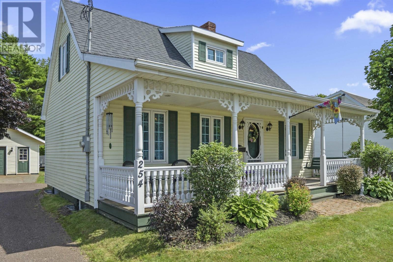 












254 South Drive

,
Summerside,




Prince Edward Island
C1N3Y9

