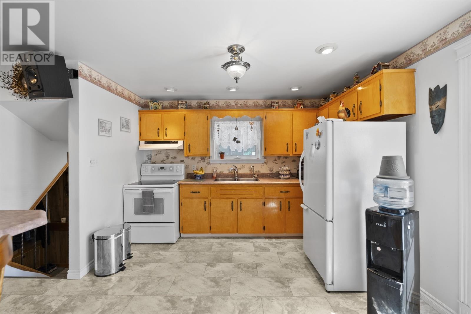 












254 South Drive

,
Summerside,




Prince Edward Island
C1N3Y9

