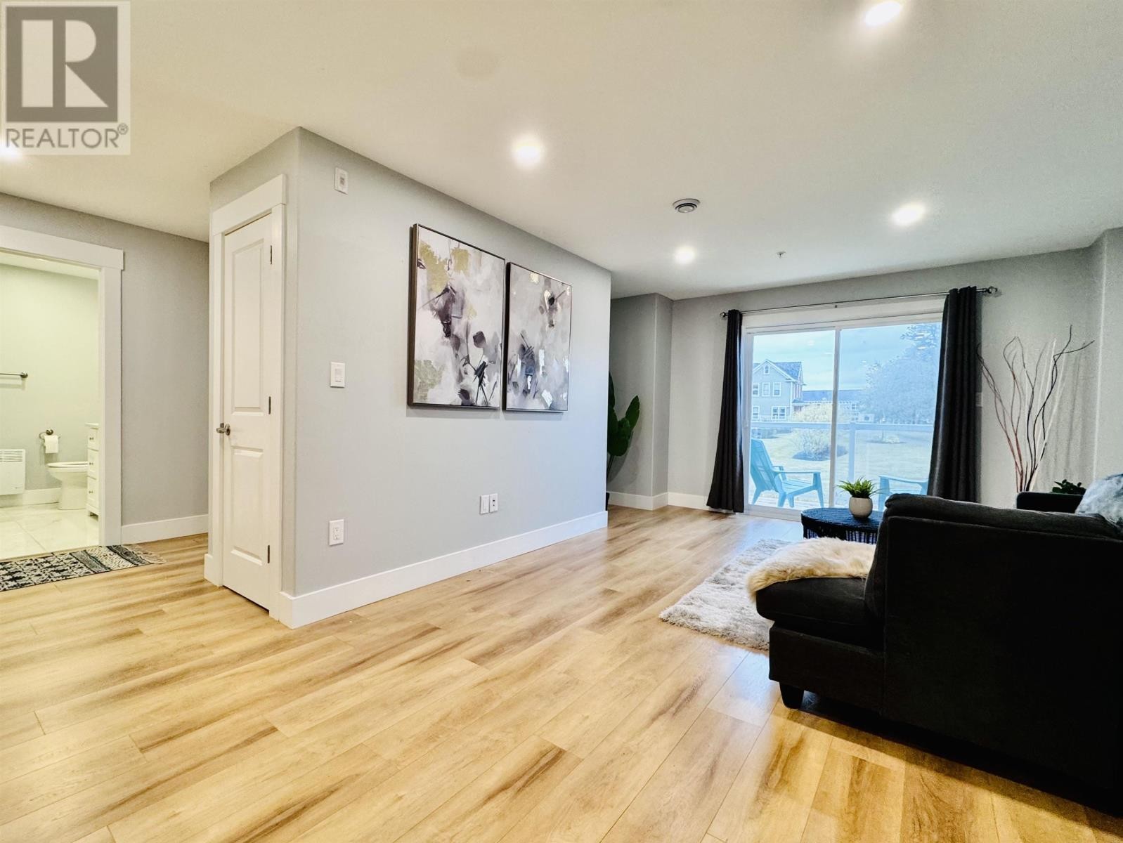 












305 24 Gilbert Drive

,
East Royalty,




Prince Edward Island
C1C0W2

