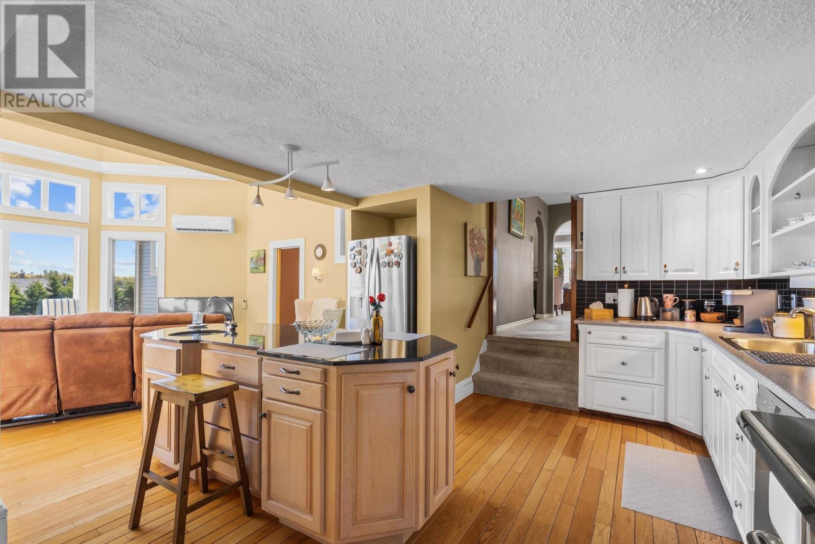 












203 Ferry Road

,
Cornwall,




Prince Edward Island
C0A1H4

