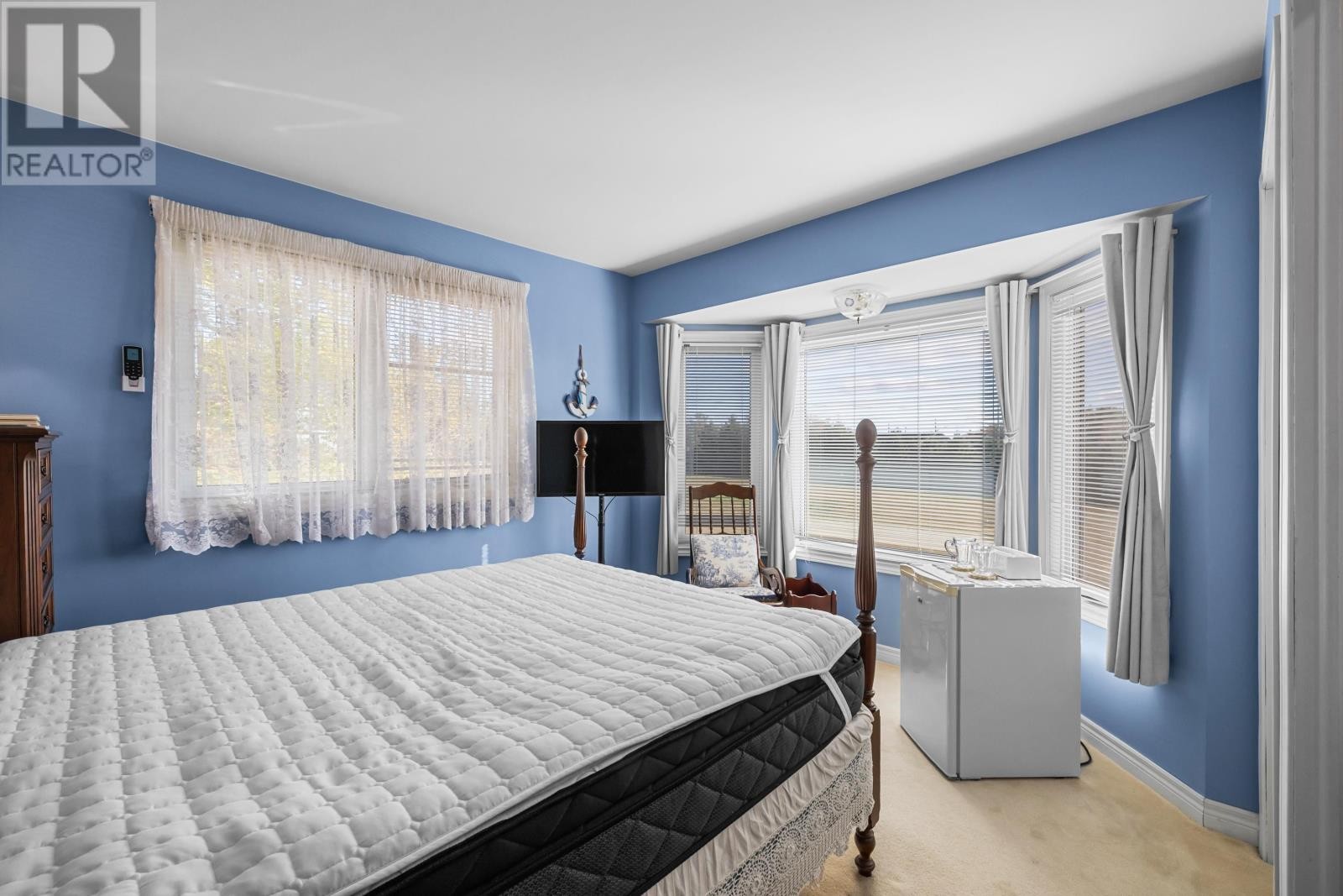 












203 Ferry Road

,
Cornwall,




Prince Edward Island
C0A1H4

