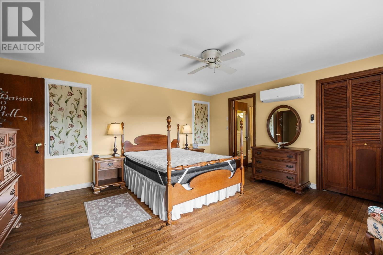 












203 Ferry Road

,
Cornwall,




Prince Edward Island
C0A1H4

