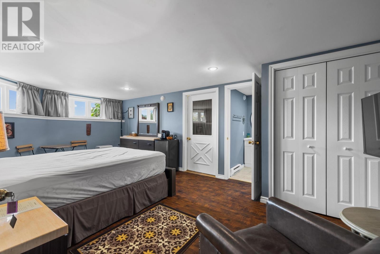 












203 Ferry Road

,
Cornwall,




Prince Edward Island
C0A1H4

