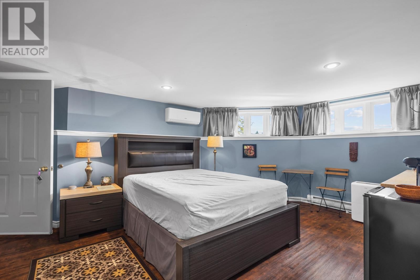 












203 Ferry Road

,
Cornwall,




Prince Edward Island
C0A1H4

