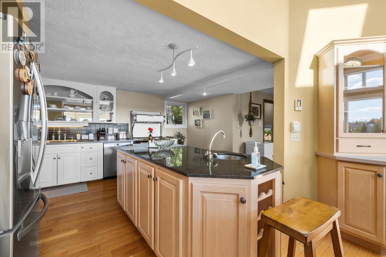 












203 Ferry Road

,
Cornwall,




Prince Edward Island
C0A1H4

