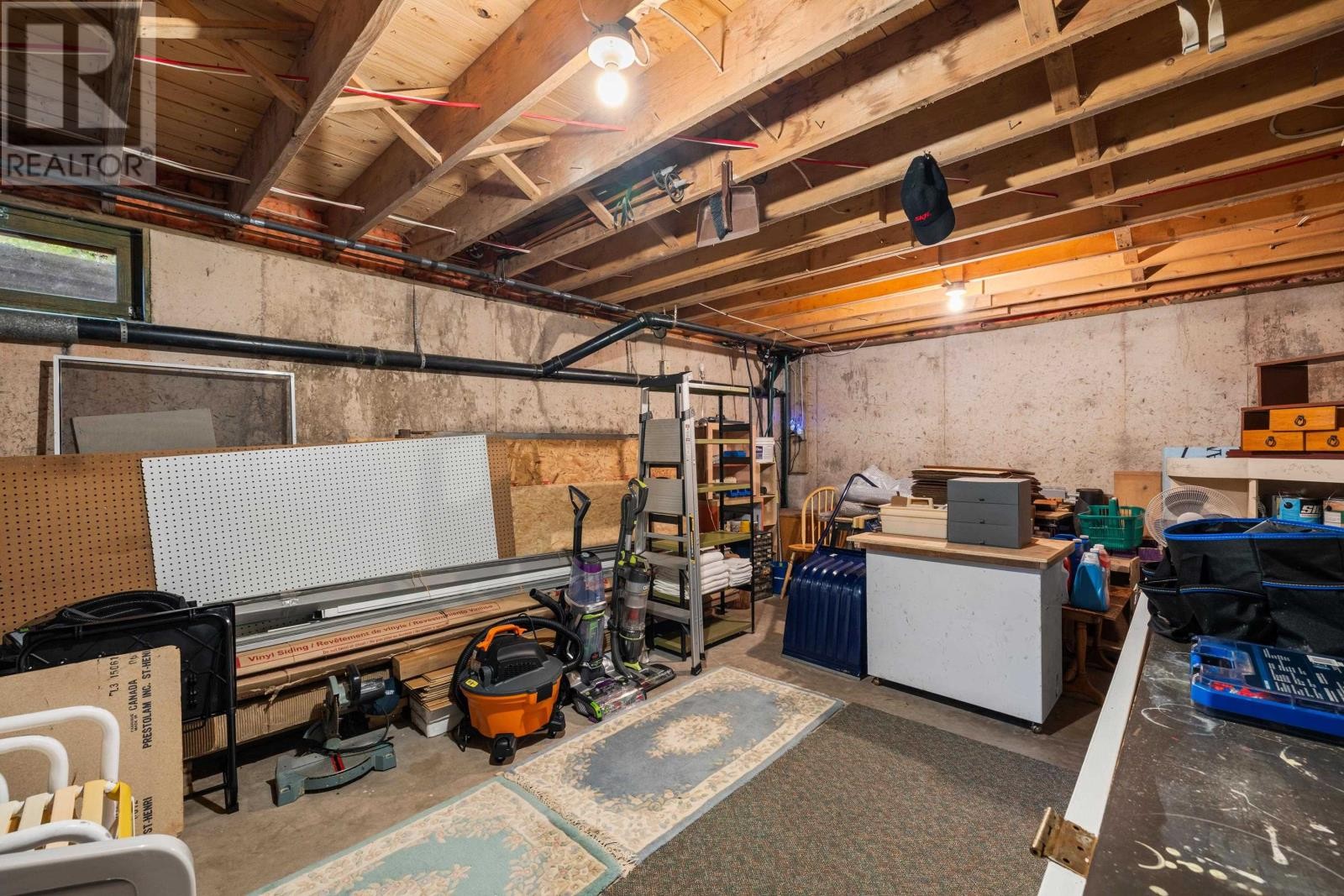 












203 Ferry Road

,
Cornwall,




Prince Edward Island
C0A1H4

