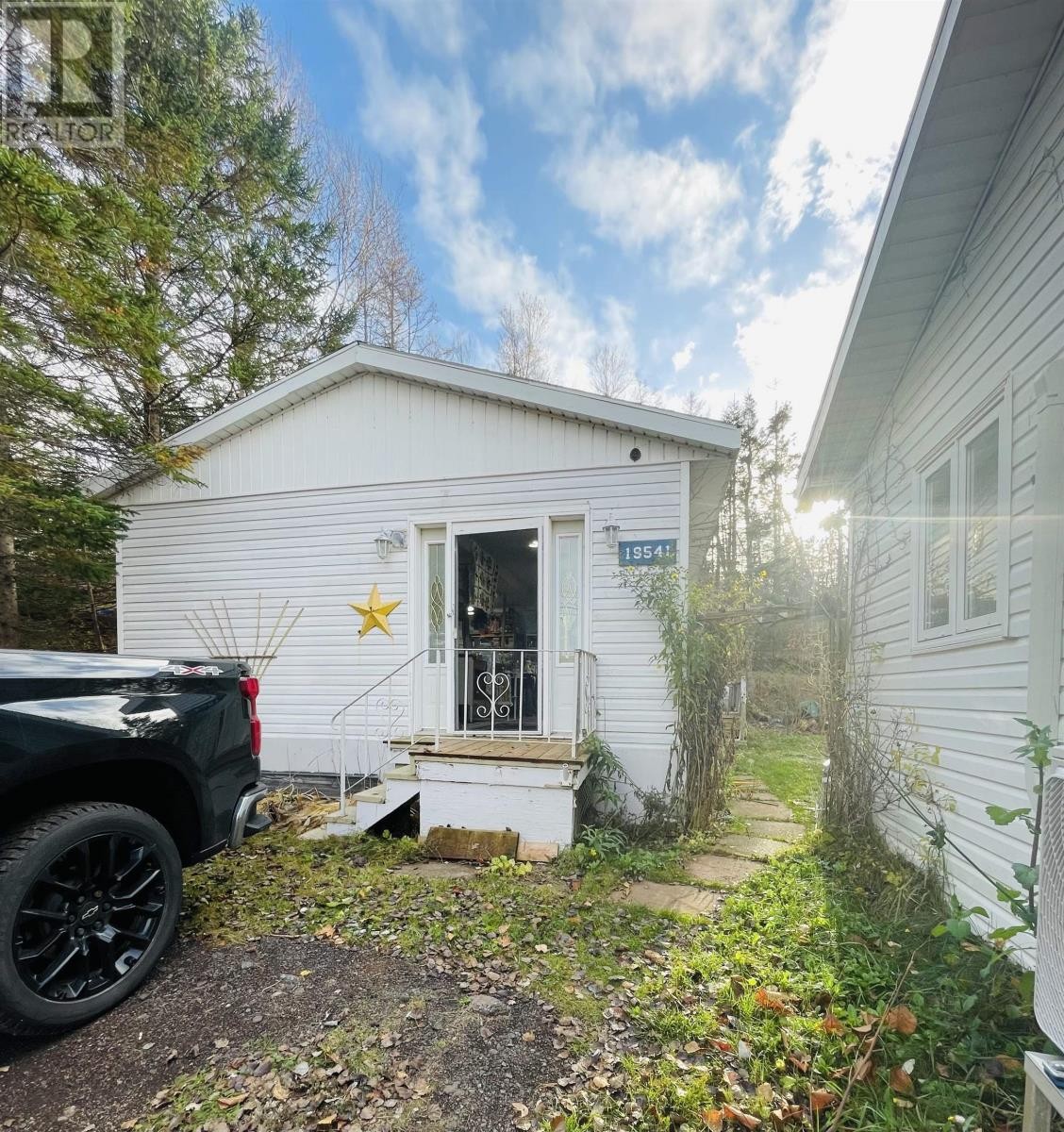 












19541 Rte 2 Highway

,
Greenvale,




Prince Edward Island
C0A1N0

