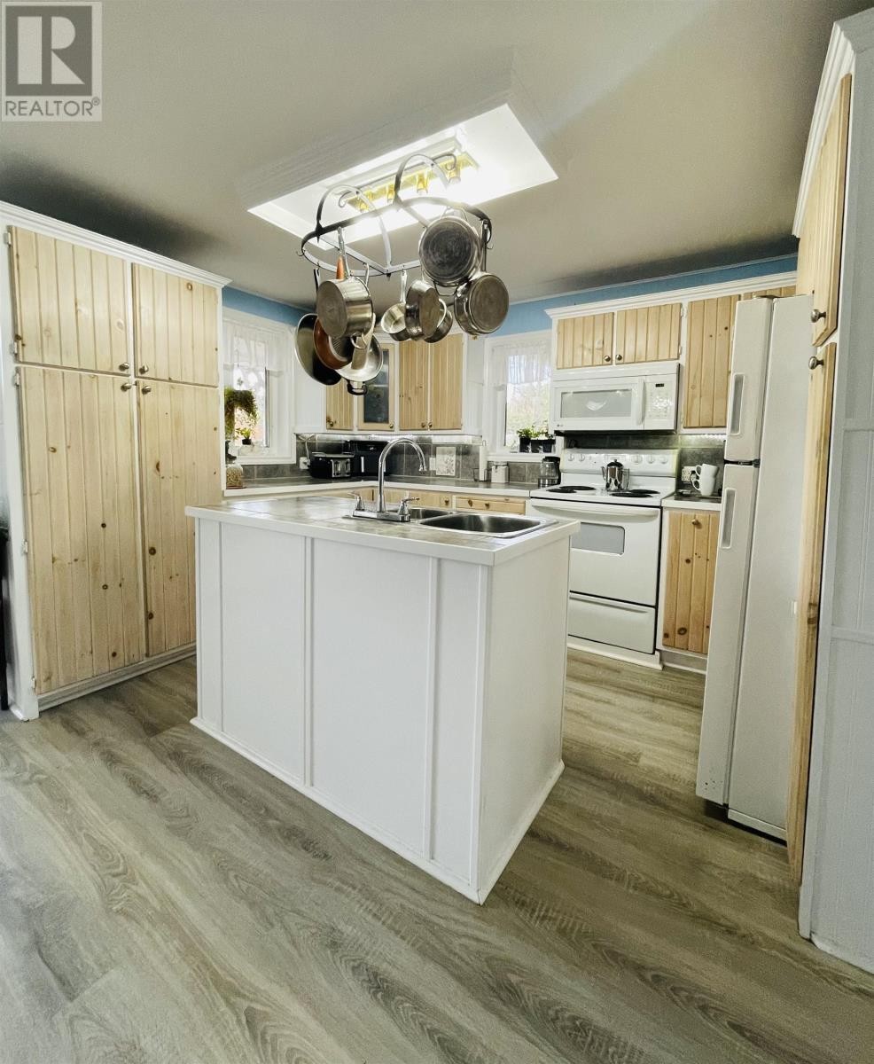 












19541 Rte 2 Highway

,
Greenvale,




Prince Edward Island
C0A1N0

