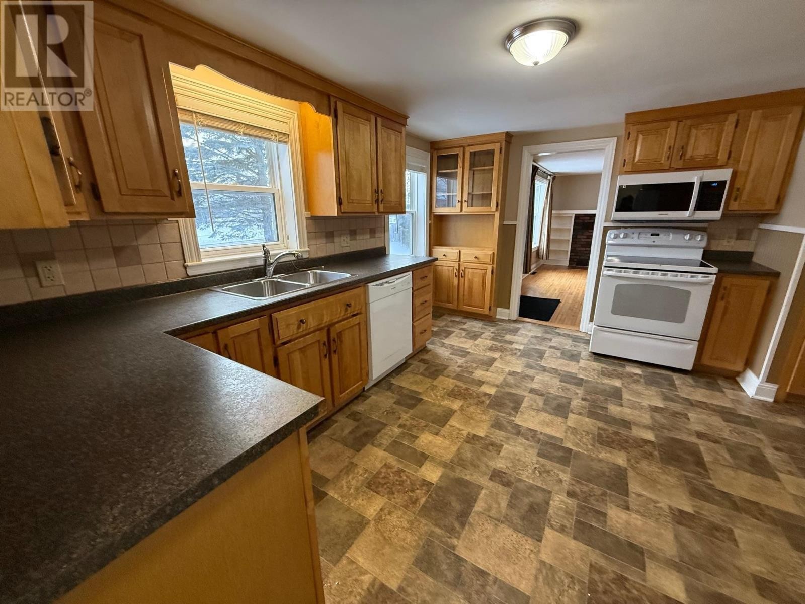 












259 Schurman Avenue

,
Summerside,




Prince Edward Island
C1N2C8

