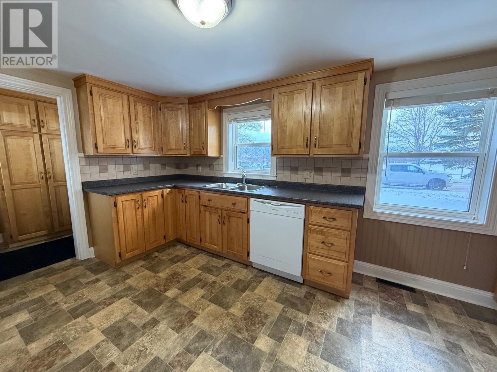 












259 Schurman Avenue

,
Summerside,




Prince Edward Island
C1N2C8

