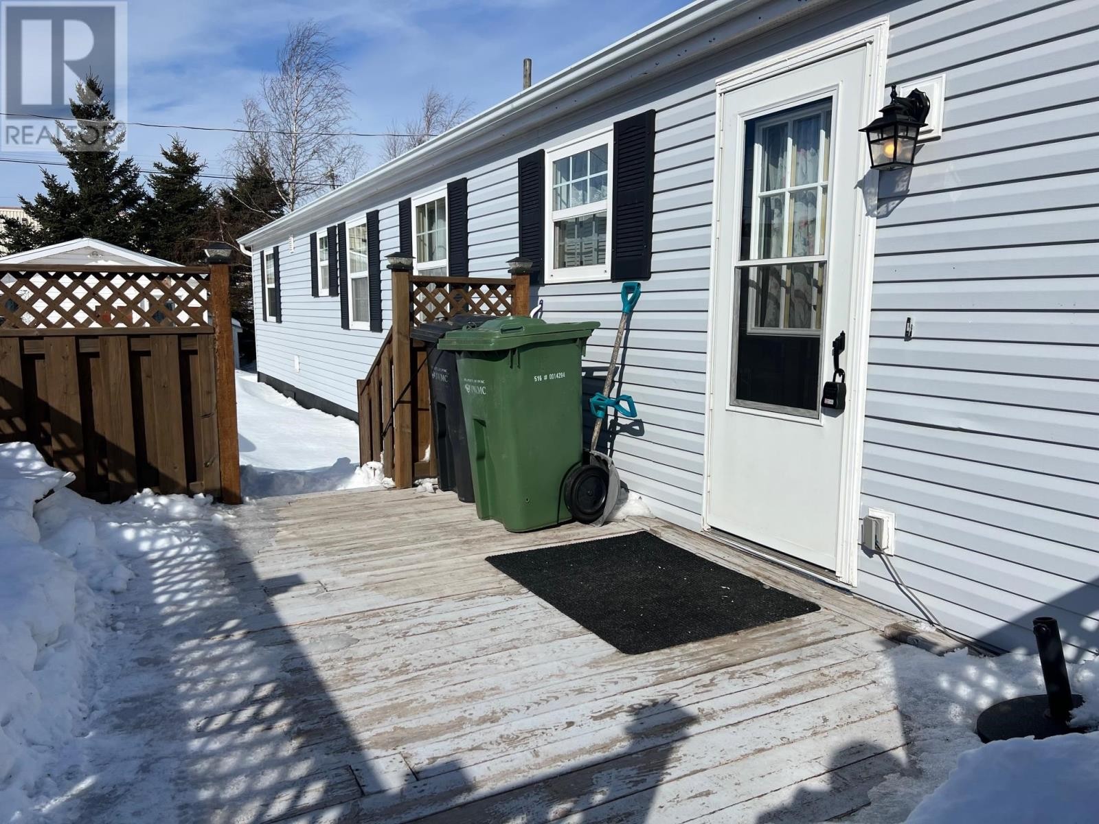 












18 Dale Drive

,
Summerside,




Prince Edward Island
C1N4T4

