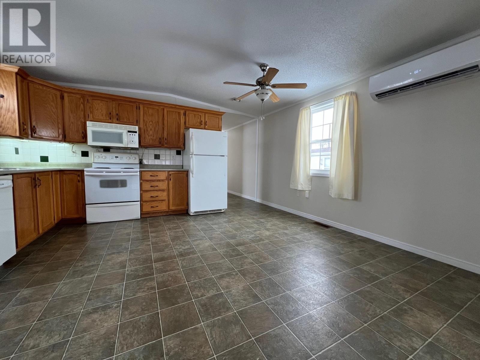 












18 Dale Drive

,
Summerside,




Prince Edward Island
C1N4T4

