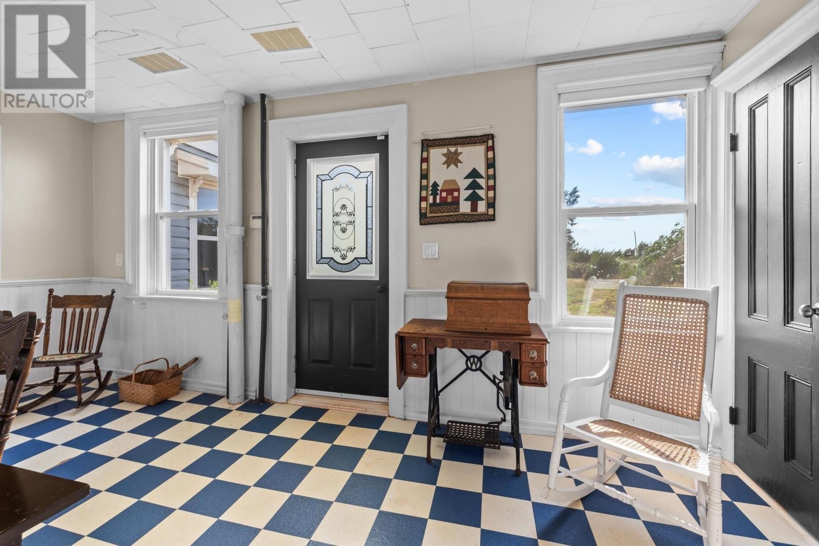 












196 Malpeque Road

,
Malpeque,




Prince Edward Island
C0B1M0

