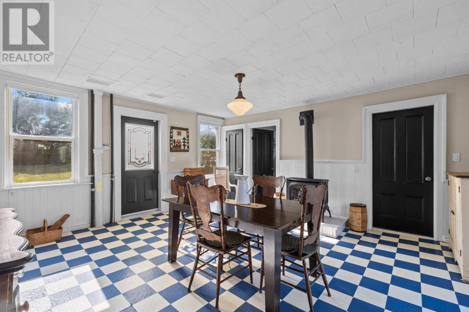 












196 Malpeque Road

,
Malpeque,




Prince Edward Island
C0B1M0

