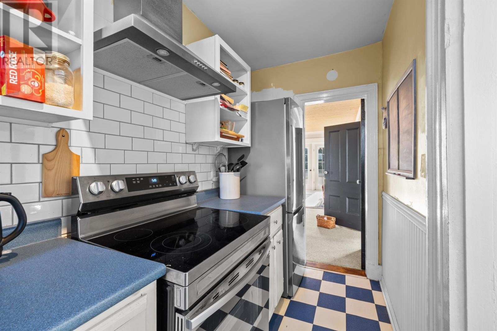 












196 Malpeque Road

,
Malpeque,




Prince Edward Island
C0B1M0

