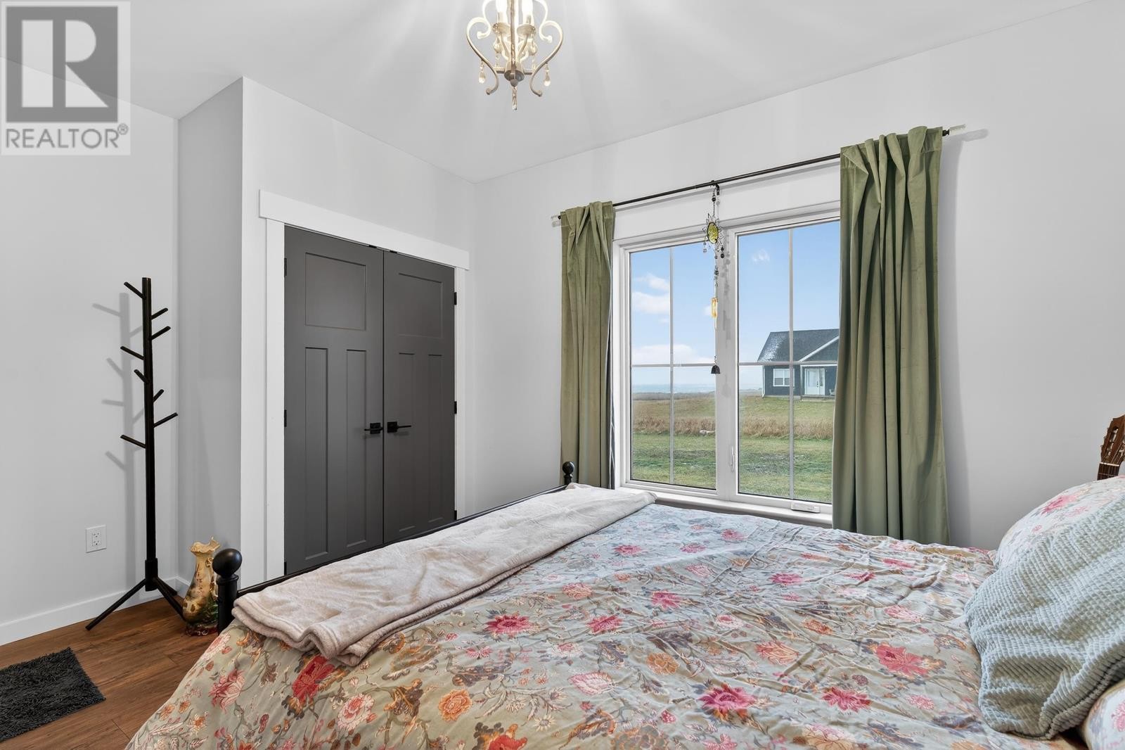 












66 Notre Dame Road

,
Mont Carmel,




Prince Edward Island
C0B2E0

