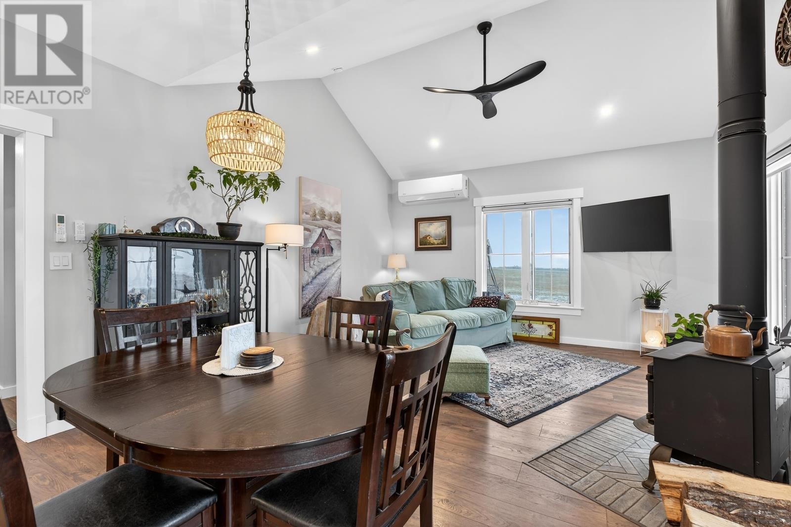 












66 Notre Dame Road

,
Mont Carmel,




Prince Edward Island
C0B2E0

