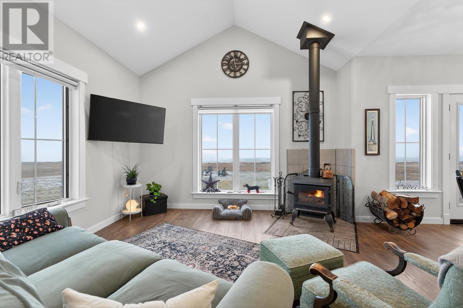 












66 Notre Dame Road

,
Mont Carmel,




Prince Edward Island
C0B2E0

