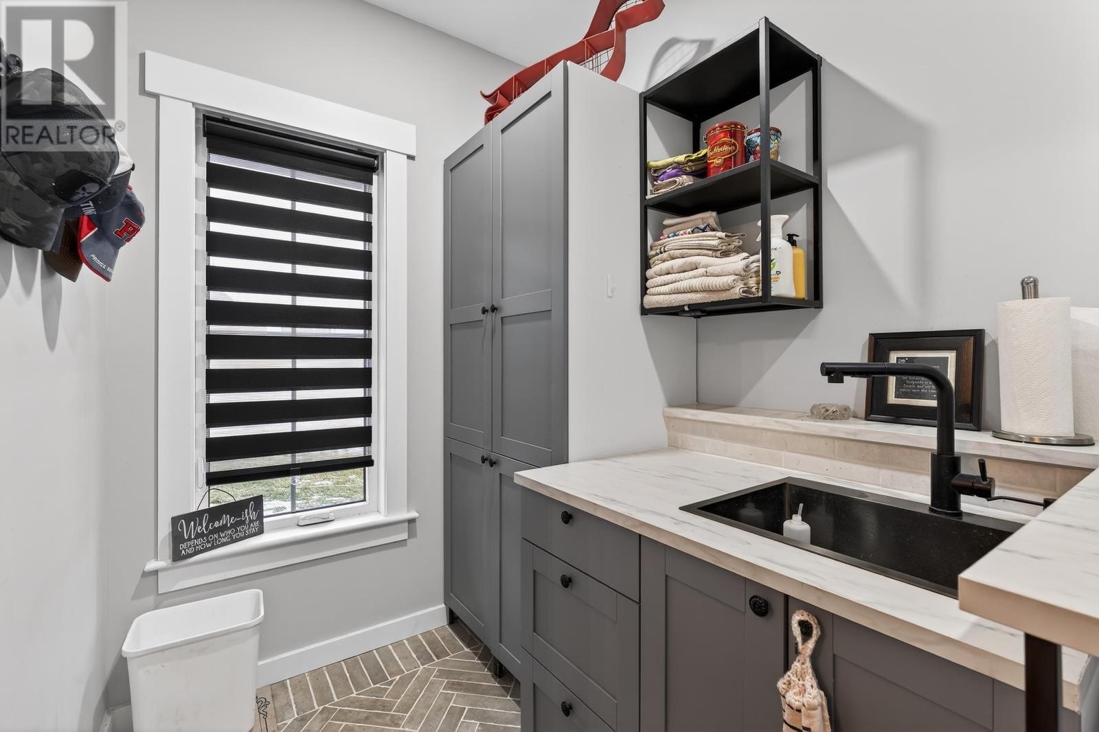 












66 Notre Dame Road

,
Mont Carmel,







Prince Edward Island
C0B2E0

