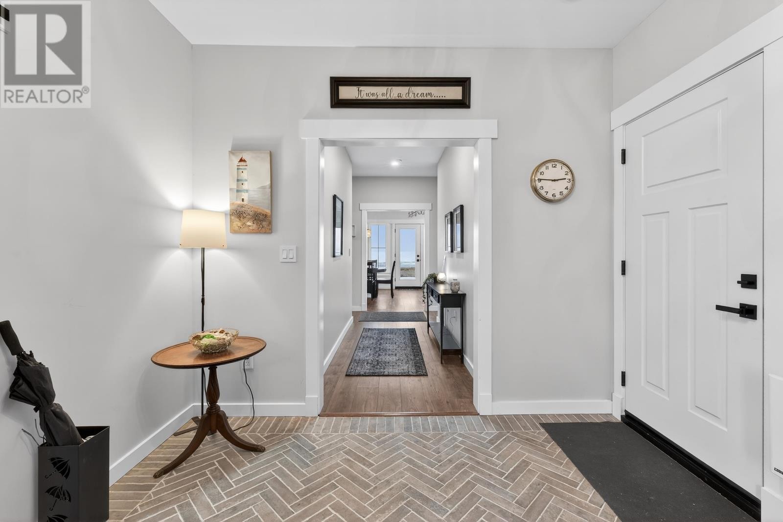 












66 Notre Dame Road

,
Mont Carmel,







Prince Edward Island
C0B2E0

