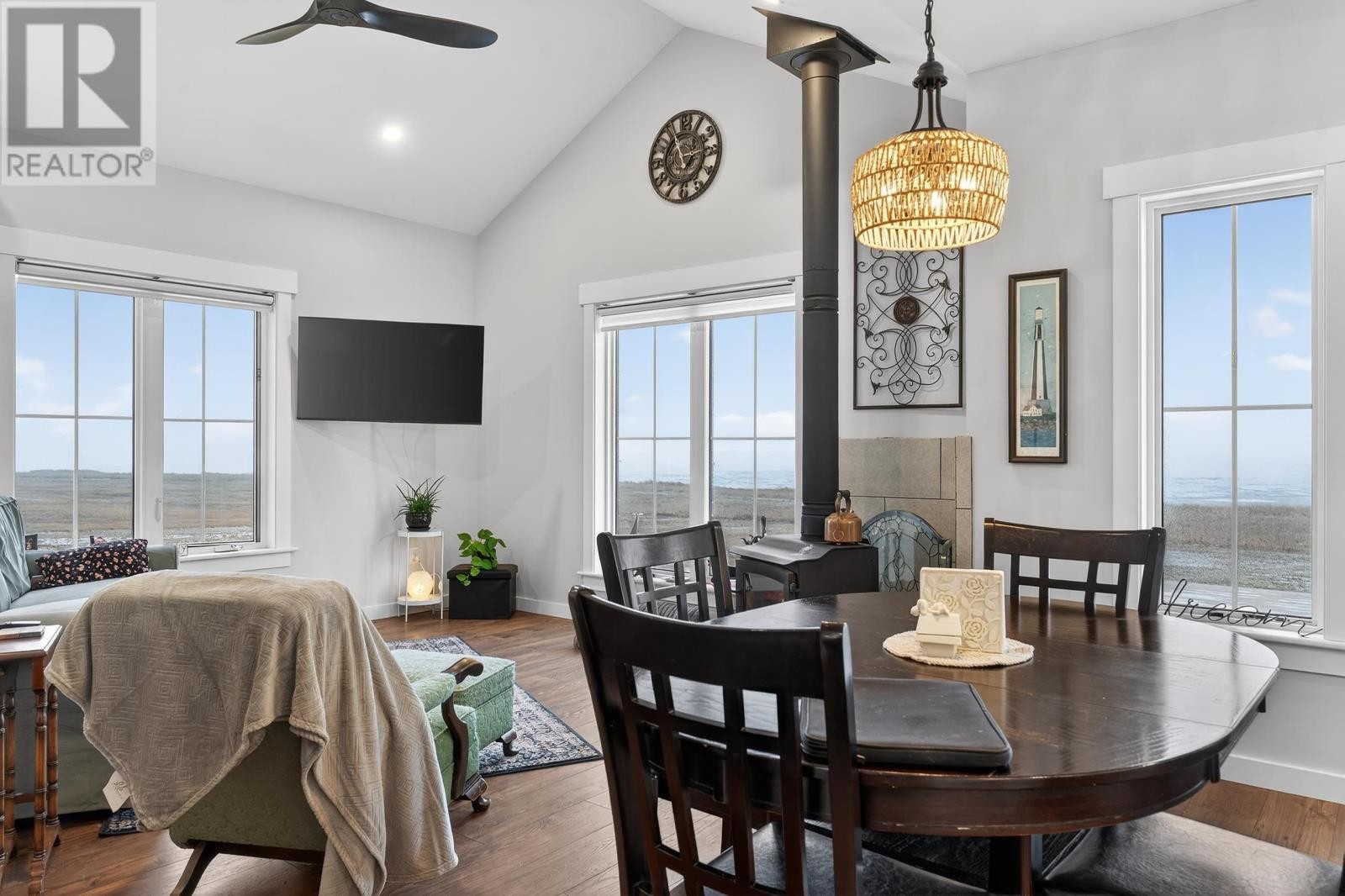 












66 Notre Dame Road

,
Mont Carmel,







Prince Edward Island
C0B2E0

