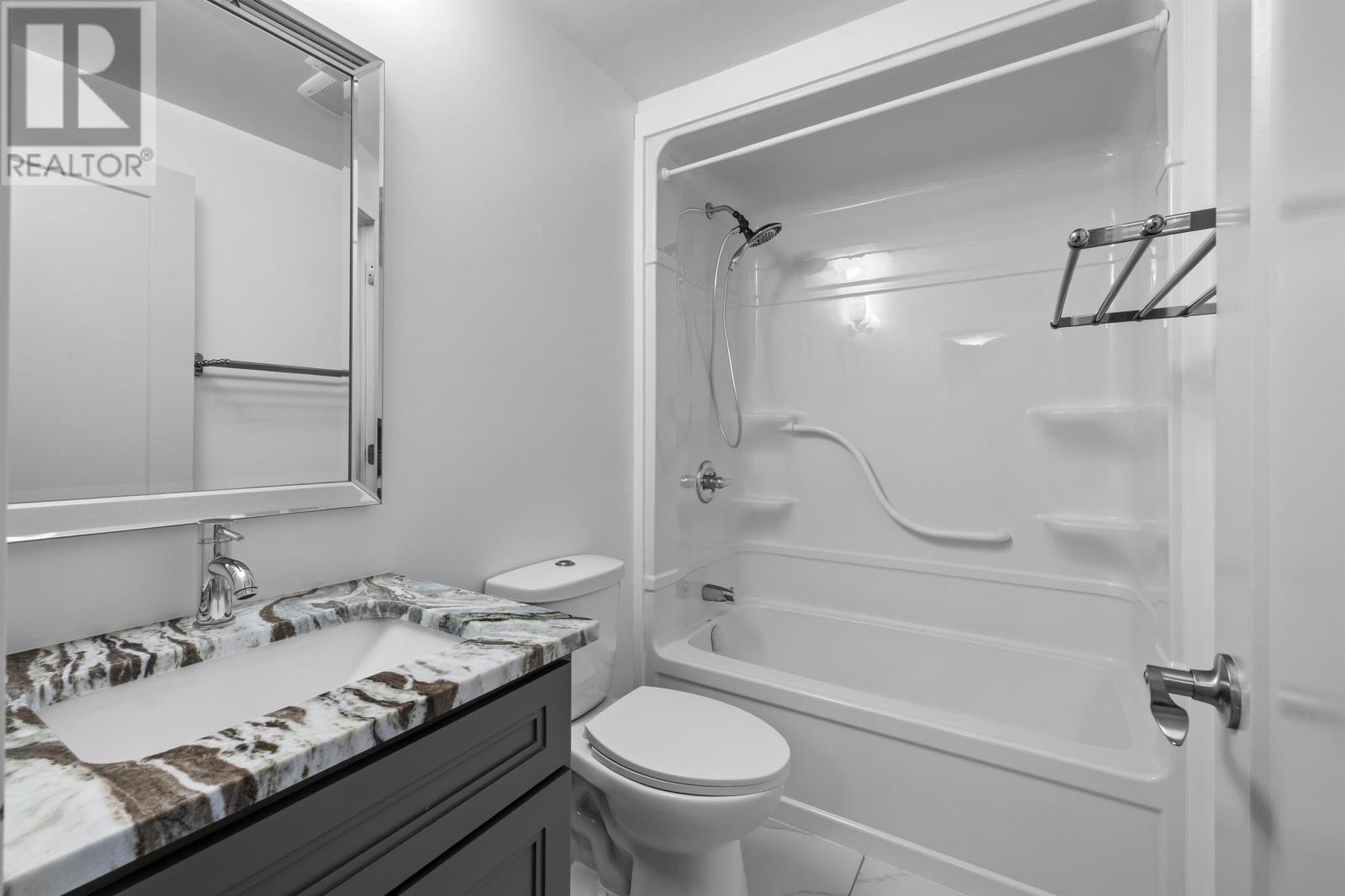 












39 Chancellor Street

,
Charlottetown,




Prince Edward Island
C1E0G1

