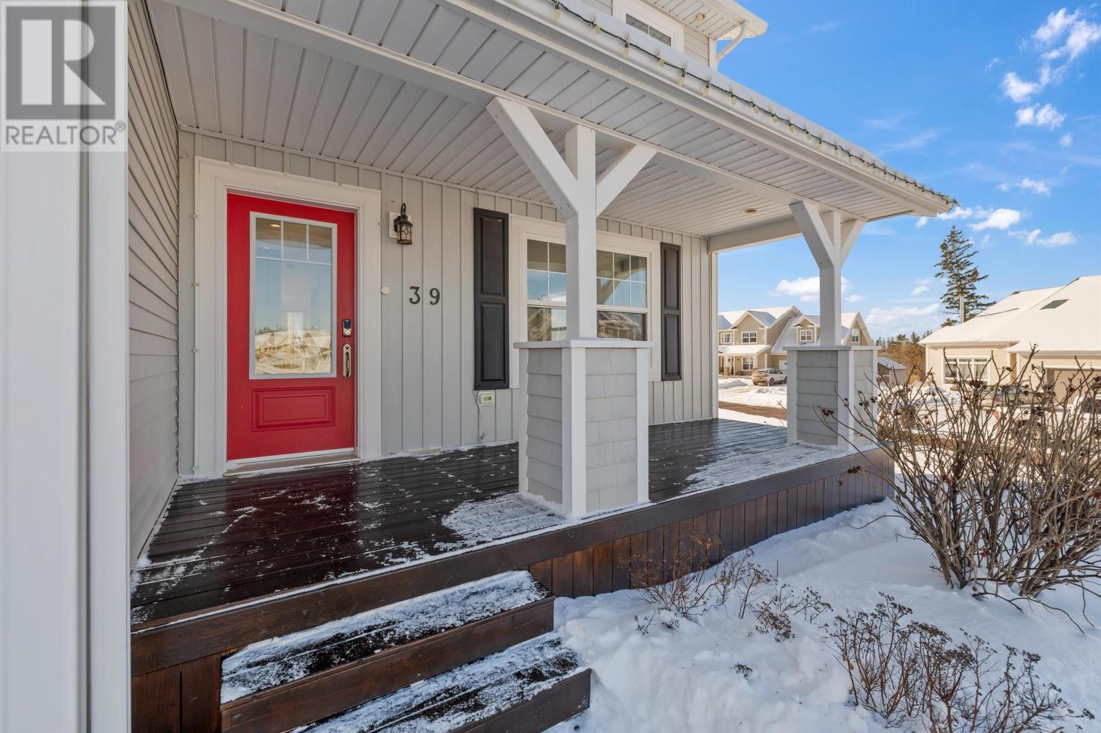 












39 Chancellor Street

,
Charlottetown,




Prince Edward Island
C1E0G1

