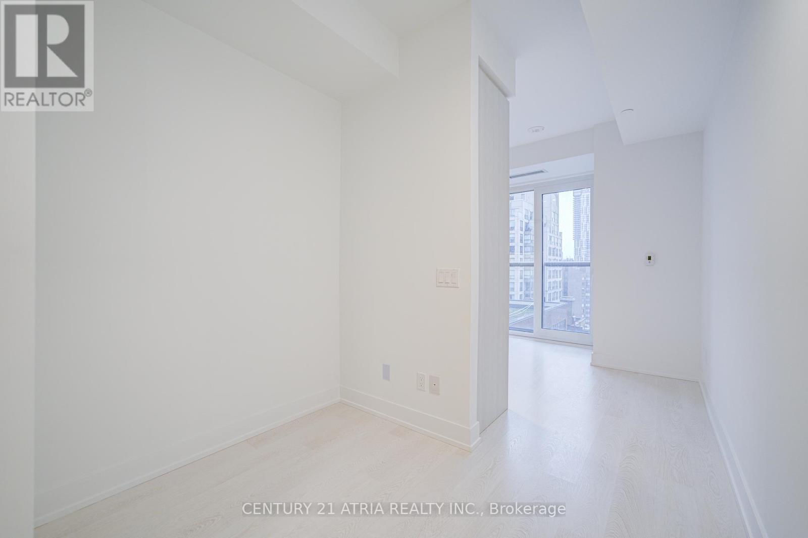 












1201 - 308 JARVIS STREET E

,
Toronto (Church-Yonge Corridor),




Ontario
M4A2P2

