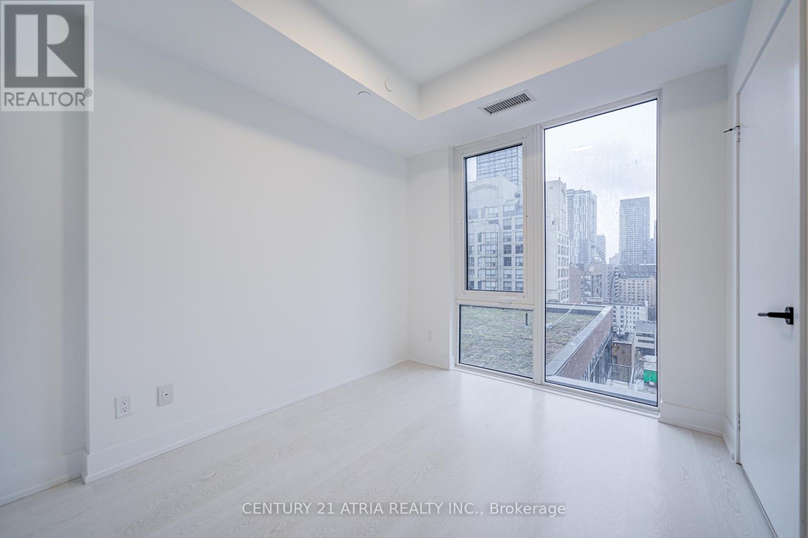 












1201 - 308 JARVIS STREET E

,
Toronto (Church-Yonge Corridor),




Ontario
M4A2P2

