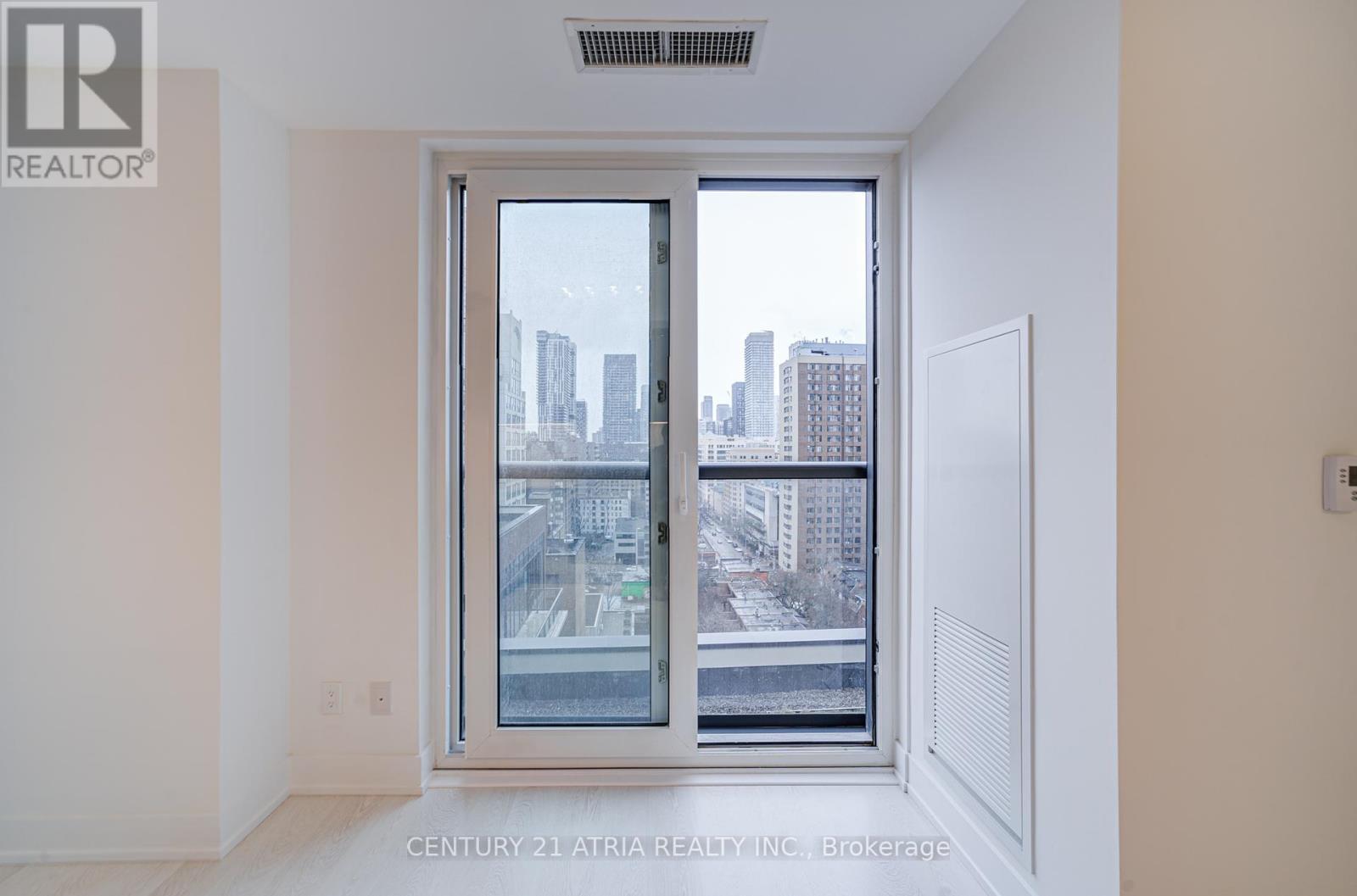 












1201 - 308 JARVIS STREET E

,
Toronto (Church-Yonge Corridor),




Ontario
M4A2P2

