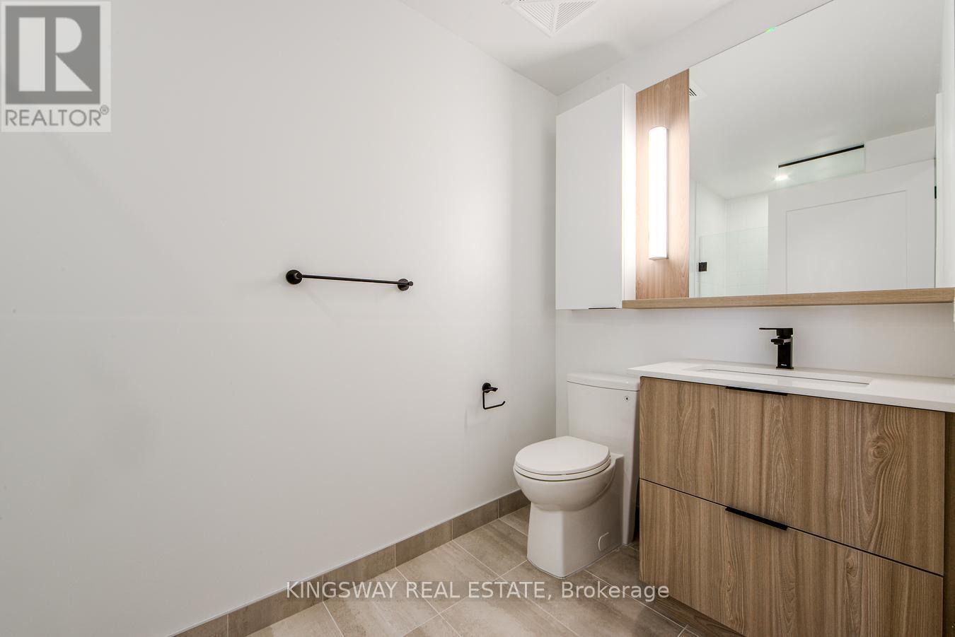 












LP02 - 5 DEFRIES STREET

,
Toronto (Regent Park),




Ontario
M5A0W7

