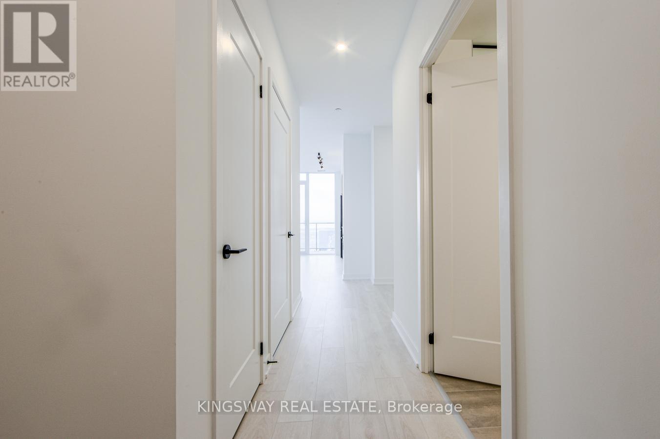 












LP02 - 5 DEFRIES STREET

,
Toronto (Regent Park),




Ontario
M5A0W7

