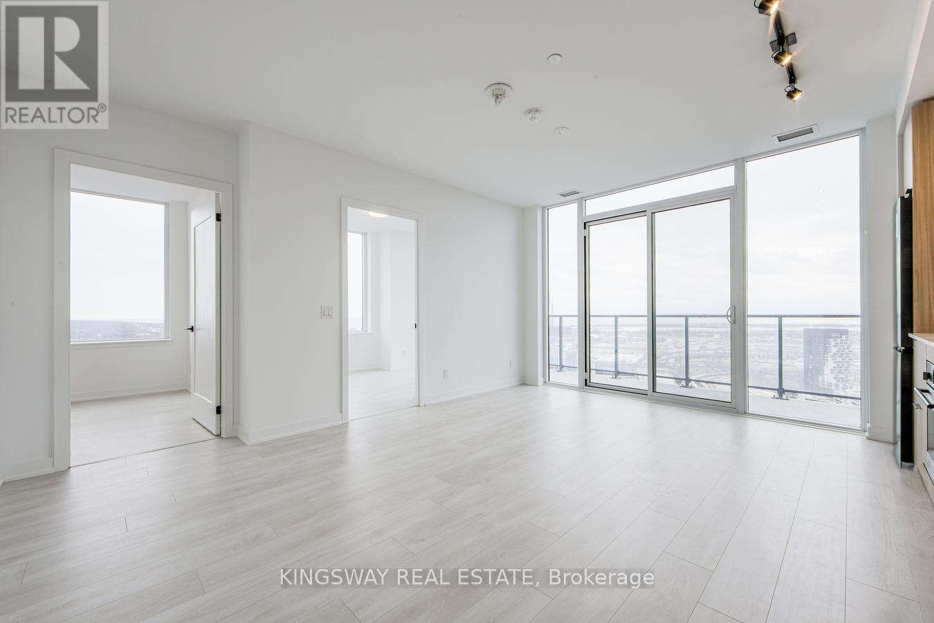 












LP02 - 5 DEFRIES STREET

,
Toronto (Regent Park),




Ontario
M5A0W7

