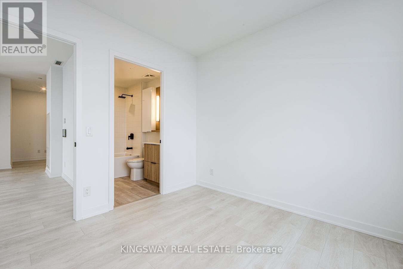 












LP02 - 5 DEFRIES STREET

,
Toronto (Regent Park),




Ontario
M5A0W7

