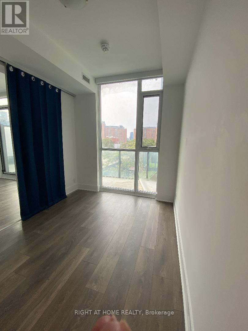 












504 - 120 PARLIAMENT STREET

,
Toronto (Moss Park),




Ontario
M5A2Y8

