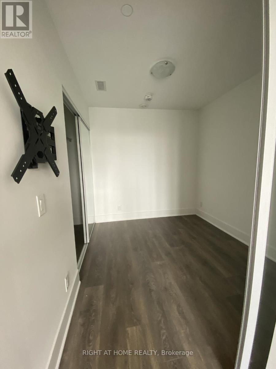 












504 - 120 PARLIAMENT STREET

,
Toronto (Moss Park),




Ontario
M5A2Y8

