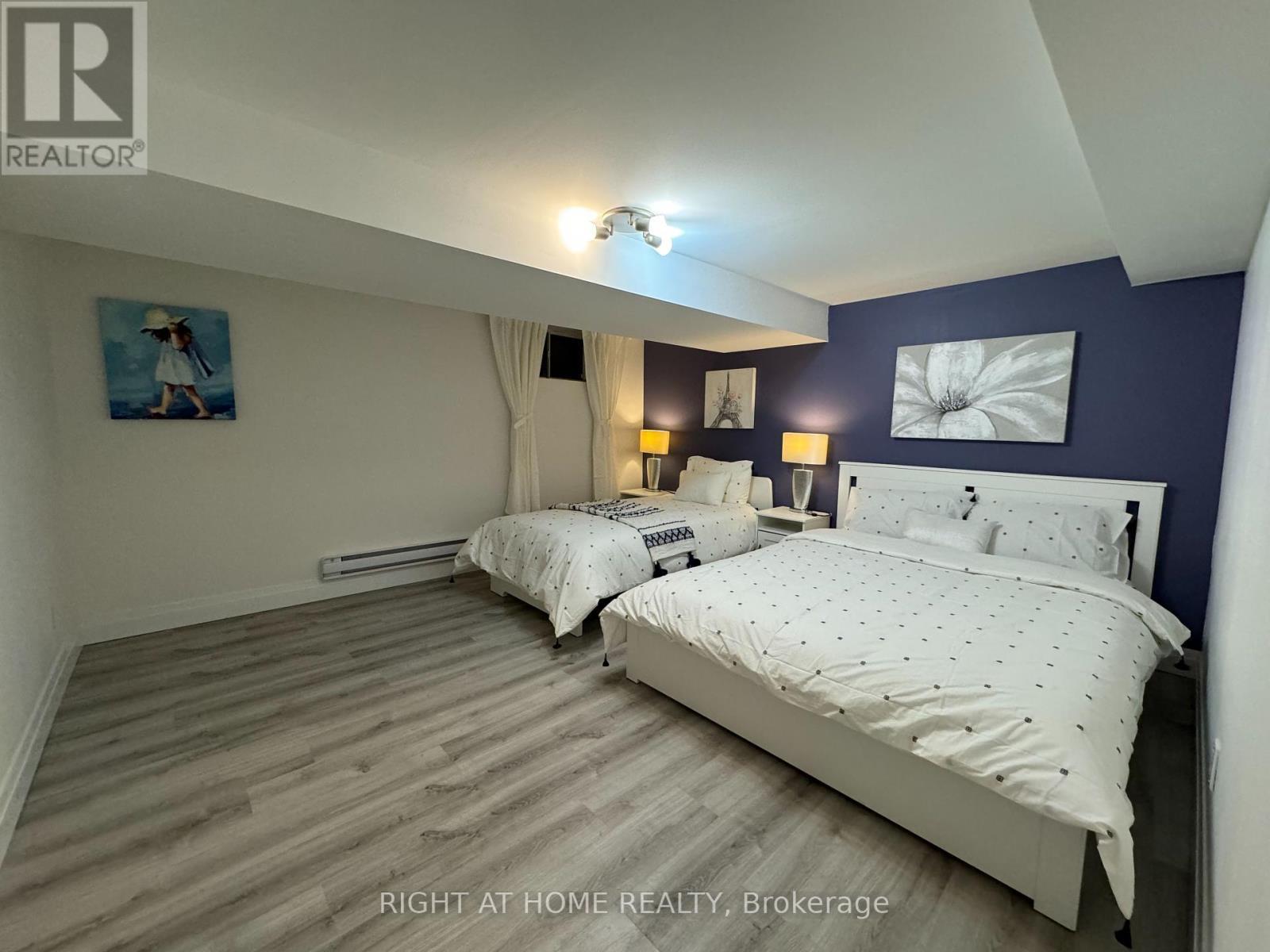 












1196 AVENUE ROAD

,
Toronto (Lawrence Park South),




Ontario
M5N2G1

