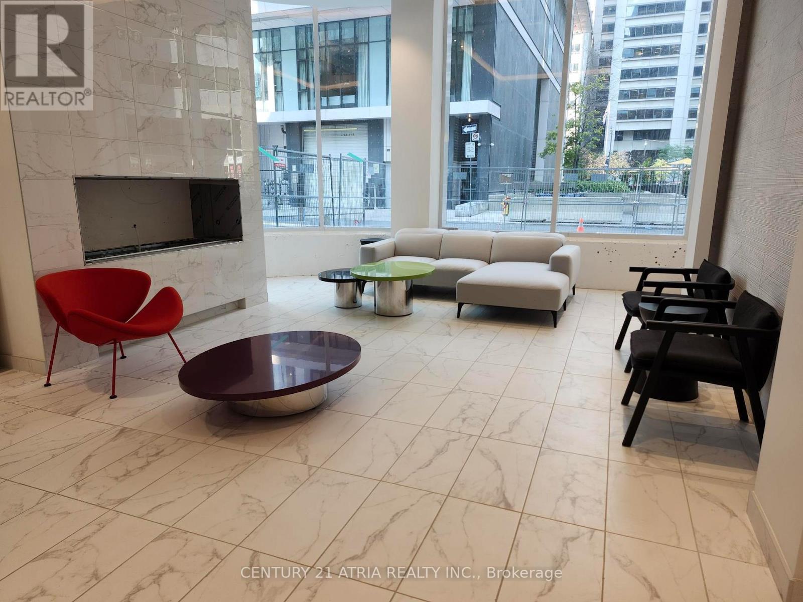 












1602 - 238 SIMCOE STREET

,
Toronto (Kensington-Chinatown),




Ontario
M5T0E2

