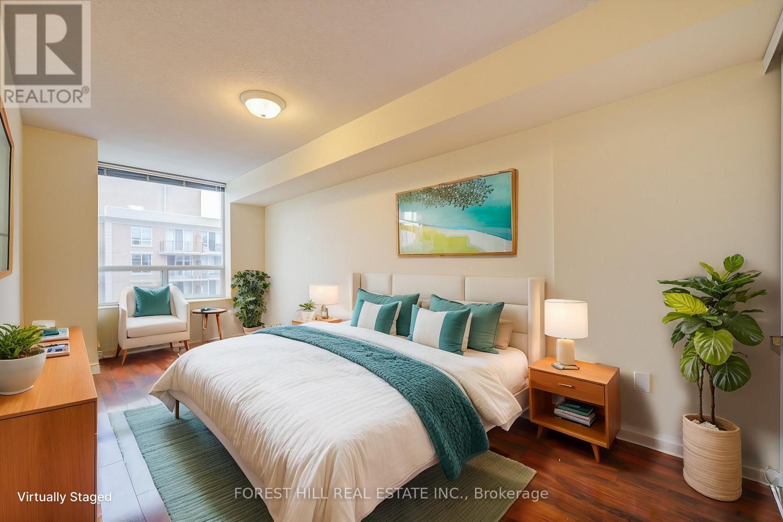 












505 - 18 WANLESS AVENUE

,
Toronto (Lawrence Park North),




Ontario
M4N3R9

