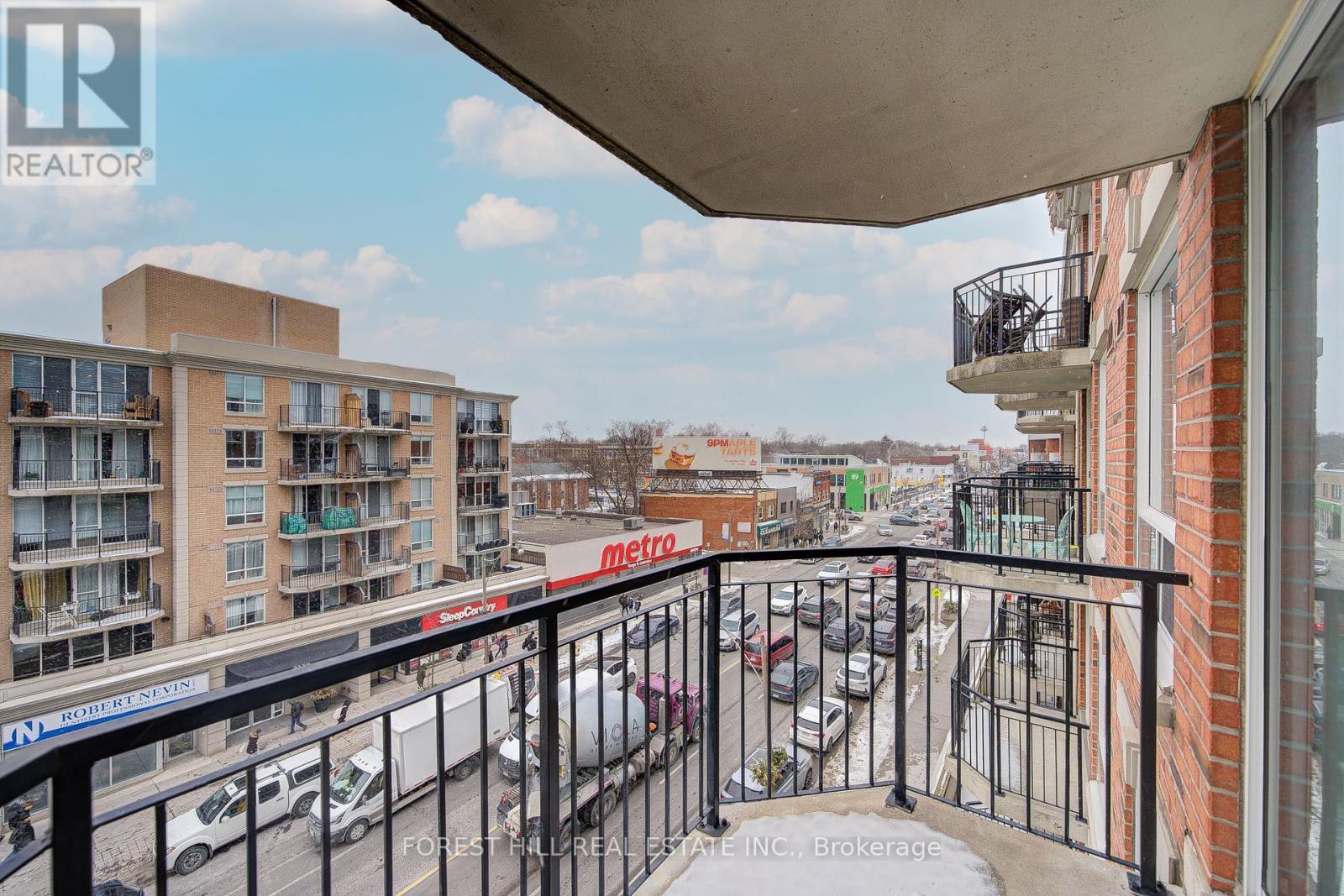 












505 - 18 WANLESS AVENUE

,
Toronto (Lawrence Park North),




Ontario
M4N3R9

