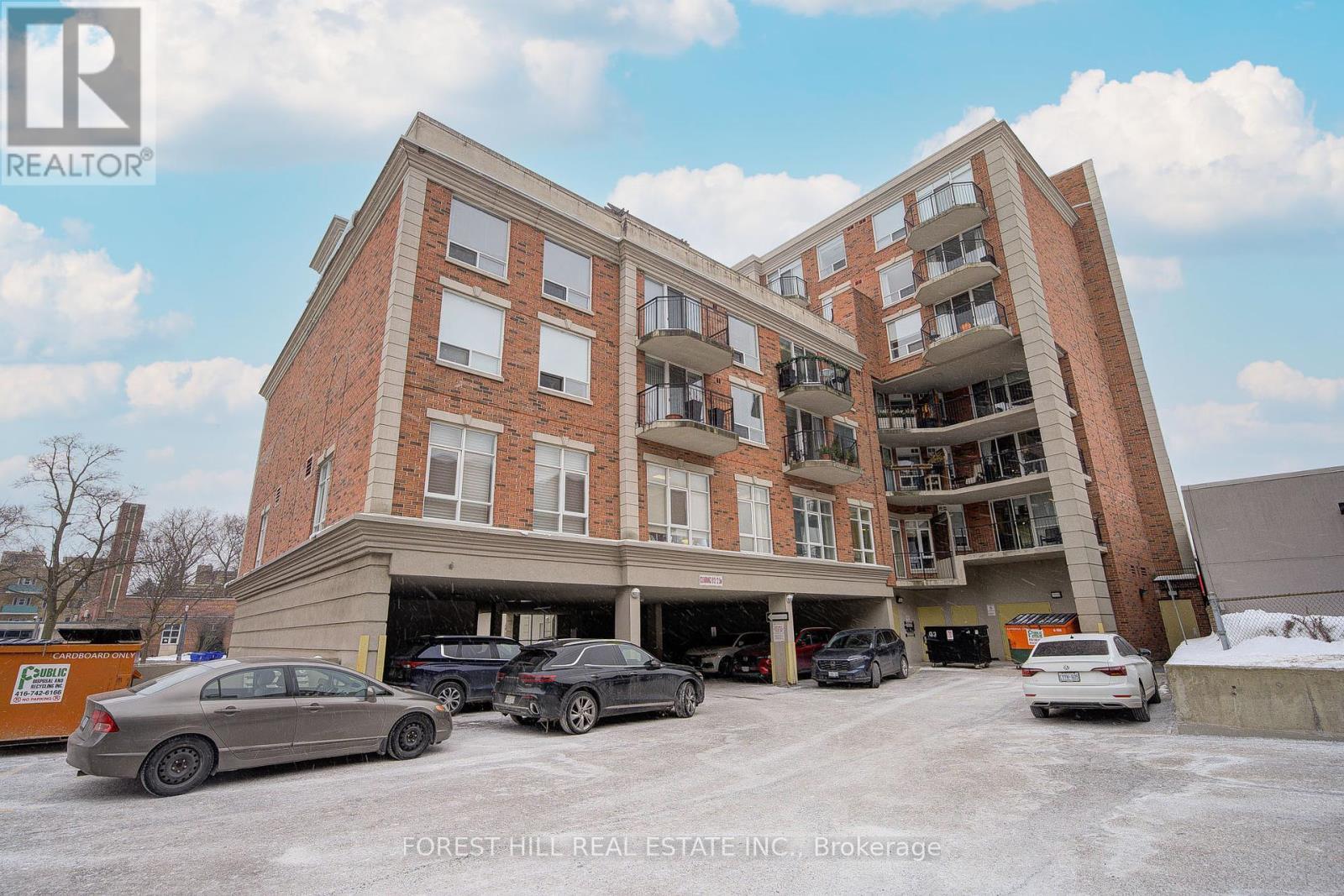 












505 - 18 WANLESS AVENUE

,
Toronto (Lawrence Park North),




Ontario
M4N3R9

