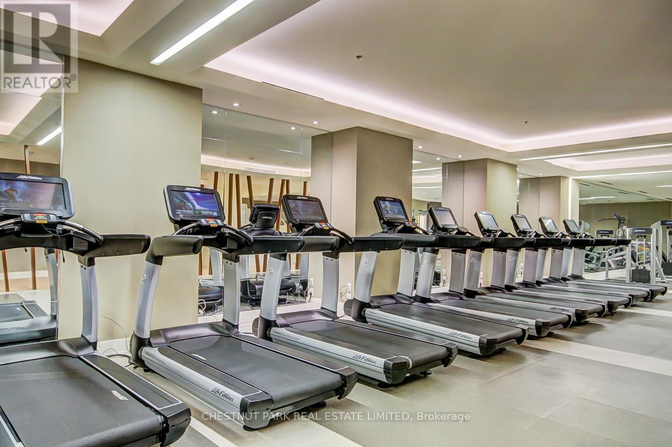 












75 FOXBAR ROAD

,
Toronto (Yonge-St. Clair),




Ontario
M4V2G5

