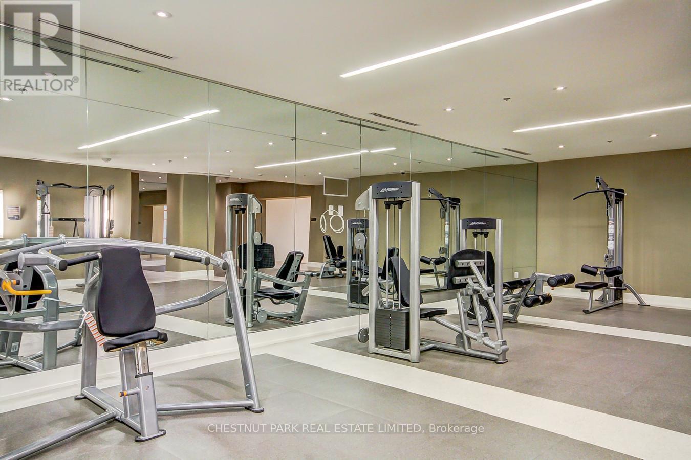 












75 FOXBAR ROAD

,
Toronto (Yonge-St. Clair),




Ontario
M4V2G5

