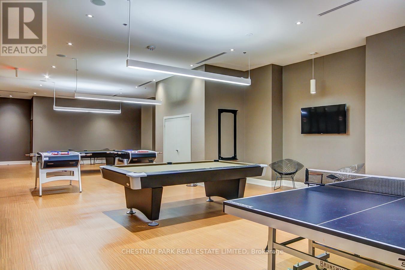 












75 FOXBAR ROAD

,
Toronto (Yonge-St. Clair),




Ontario
M4V2G5

