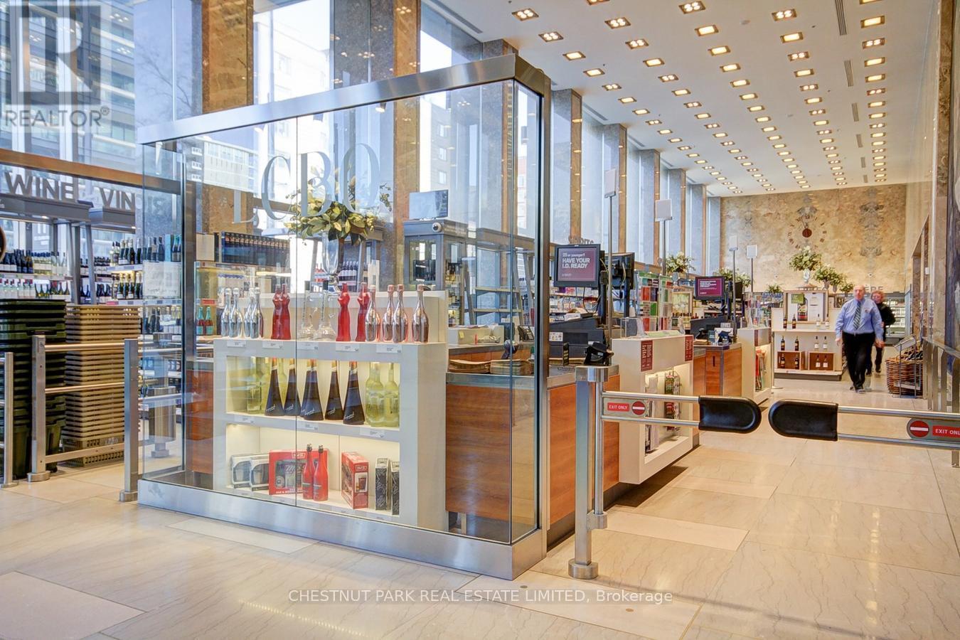 












75 FOXBAR ROAD

,
Toronto (Yonge-St. Clair),




Ontario
M4V2G5


